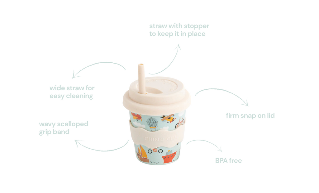 Babychino cup with snap lid, wide straw, wavy grip band, vehicles print
